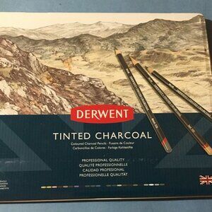Derwent 24 Tinted Charcoal New